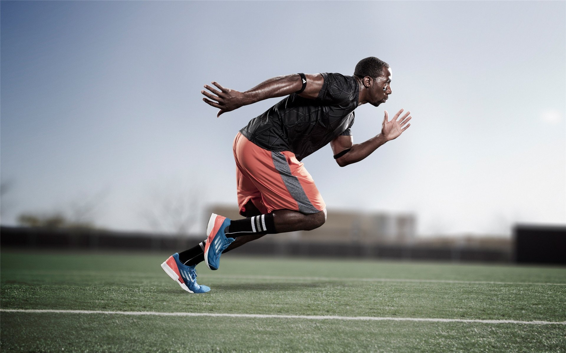 _双打比赛激烈交锋，橙色沙滩上的精彩对决_，双打比赛是什么意思